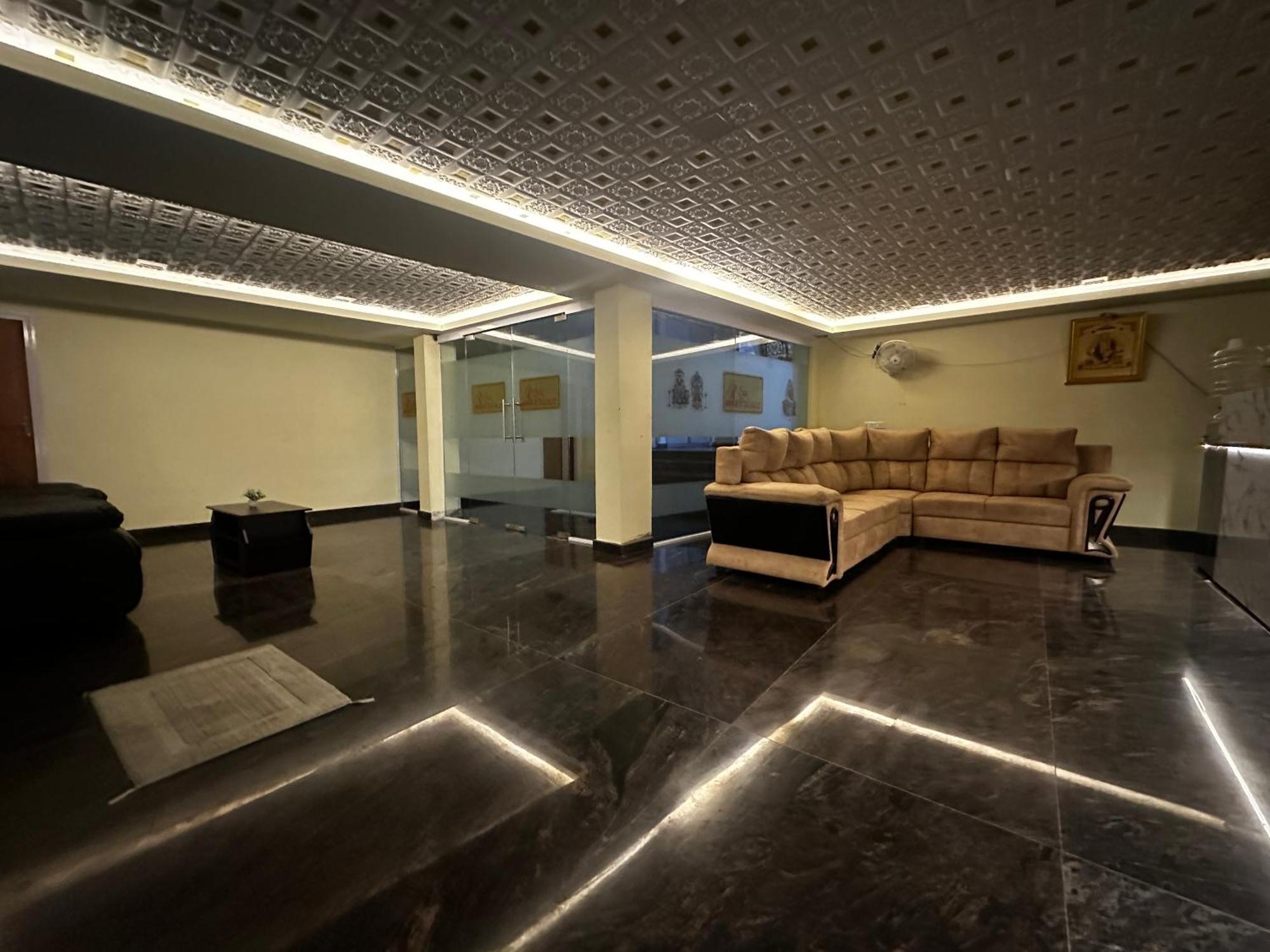Mps Sai Palace Тіруваннамалай Екстер'єр фото